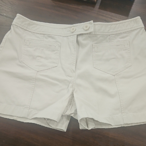LOFT White Bermuda Shorts Casual Cotton Blend - Picture 1 of 4